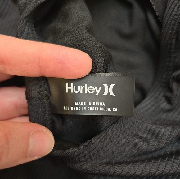 Hurley Women's Small Stretch One Piece Black Swimsuit - Picture 7 of 8